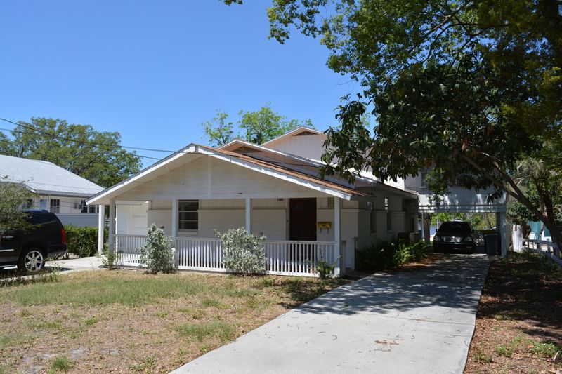 7718 N Shore Dr, Jacksonville, FL 32208