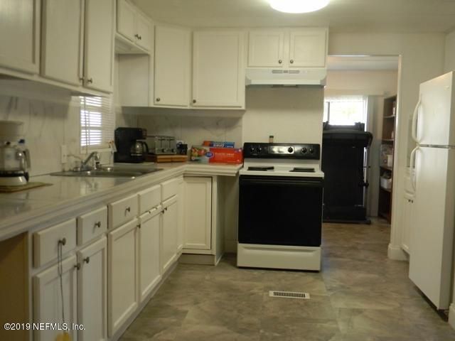 7725 Mccowan Dr, Jacksonville, FL 32244