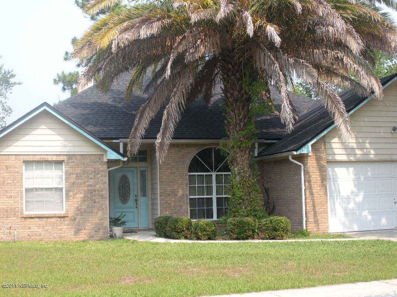 774 Sandlewood Dr, Orange Park, FL 32065