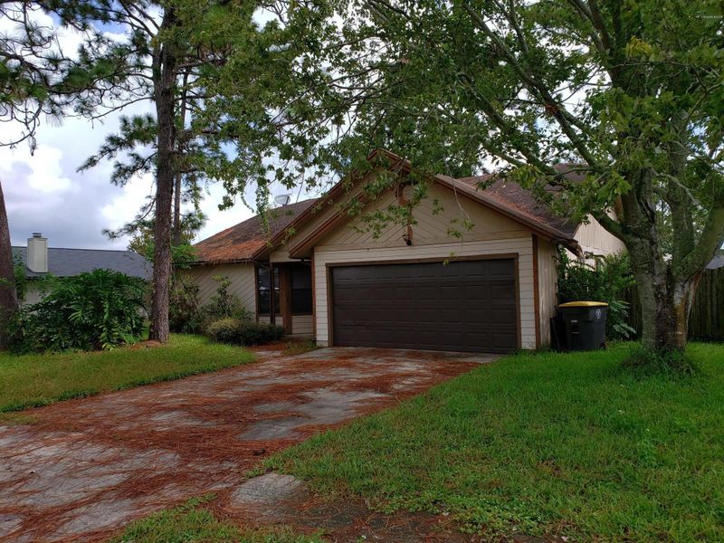7749 Pikes Peak Dr, Jacksonville, FL 32244