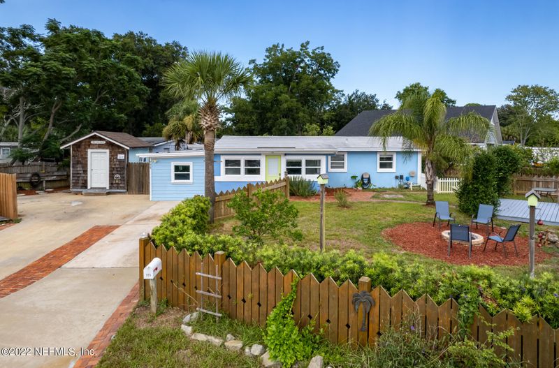 775 Bonita Rd, Atlantic Beach, FL 32233