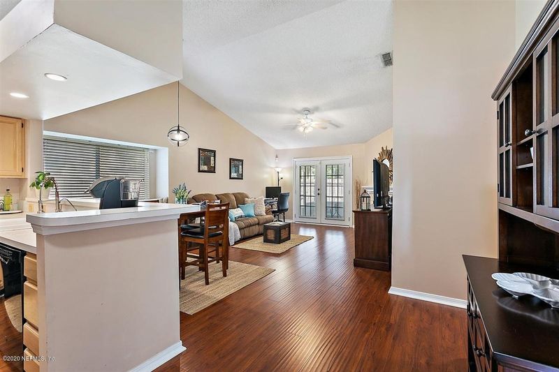 7767 Coatbridge Ln N, Jacksonville, FL 32244