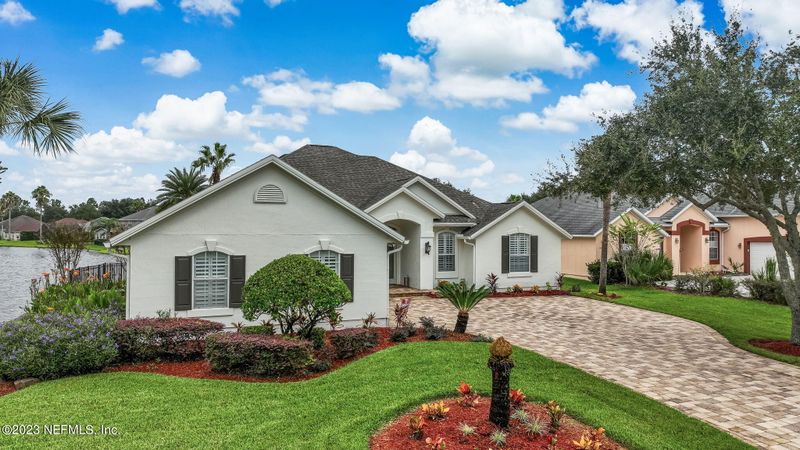 7787 Royal Crest Dr, Jacksonville, FL 32256