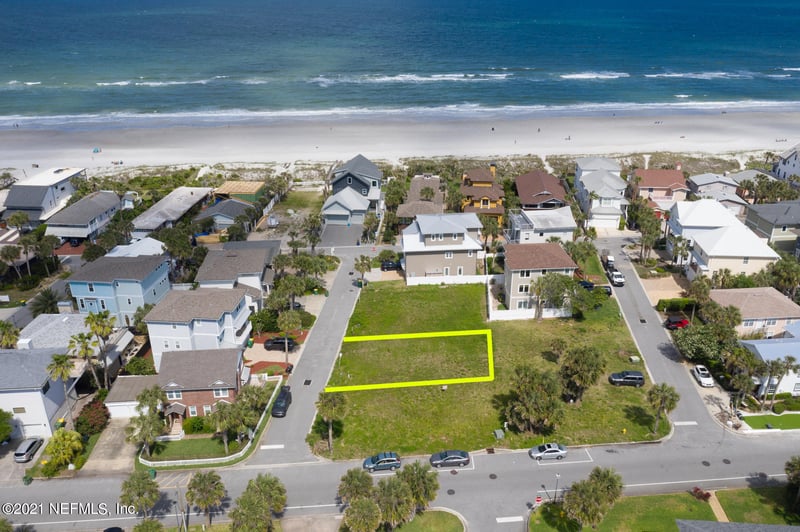 78 27th Ave S, Jacksonville Beach, FL 32250