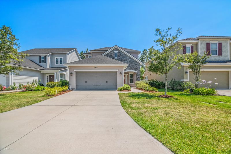 78 Forest Edge Dr, St Johns, FL 32259