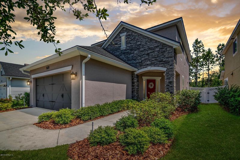 78 Forest Edge Dr, St Johns, FL 32259