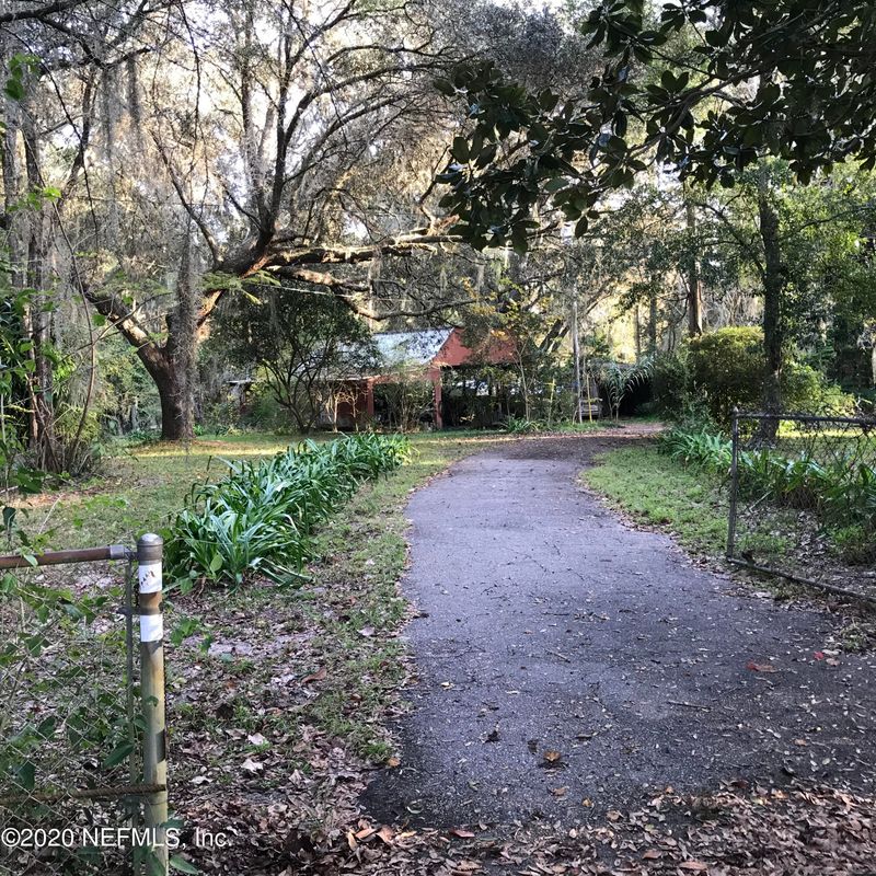 780 County Road 219, Melrose, FL 32666