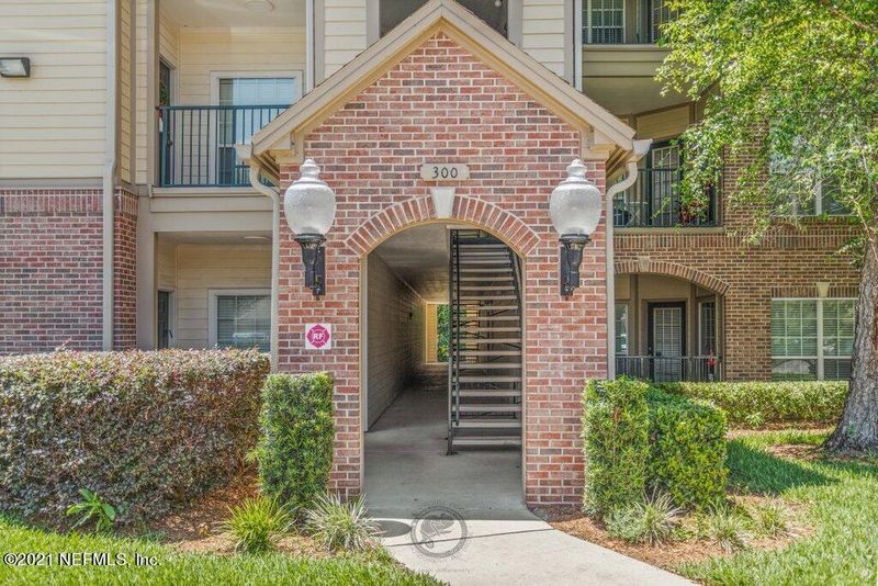 7800 Point Meadows Dr #1238, Jacksonville, FL 32256