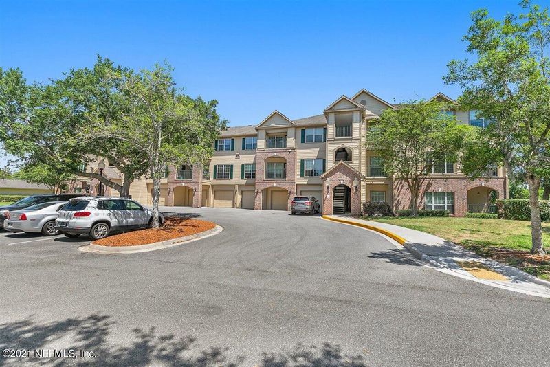 7800 Point Meadows Dr #1335, Jacksonville, FL 32256