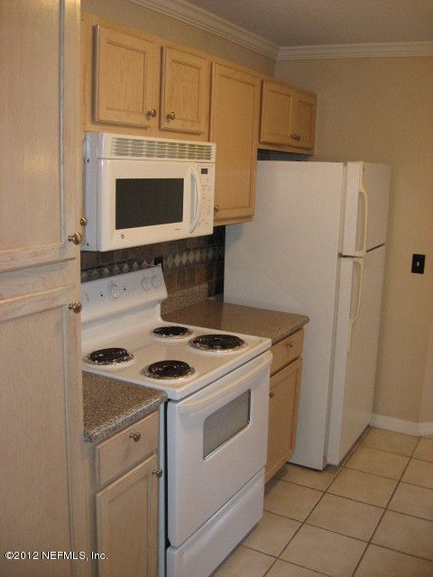 7800 Point Meadows Dr #1432, Jacksonville, FL 32256