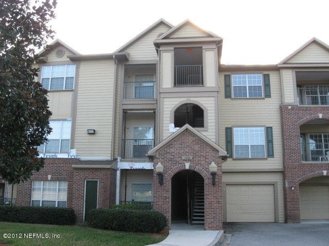 7800 Point Meadows Dr #1432, Jacksonville, FL 32256