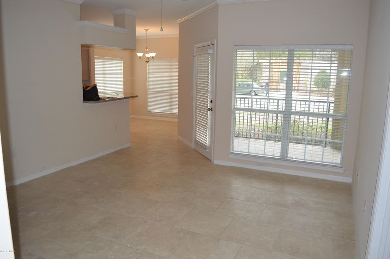 7800 Point Meadows Dr #217, Jacksonville, FL 32256