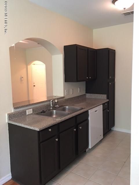 7800 Point Meadows Dr #316, Jacksonville, FL 32256