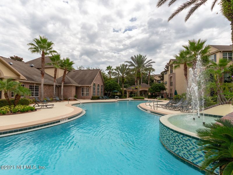 7800 Point Meadows Dr #834, Jacksonville, FL 32256