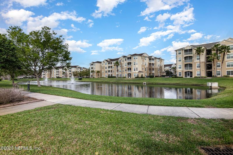 7801 Point Meadows Dr #4302, Jacksonville, FL 32256