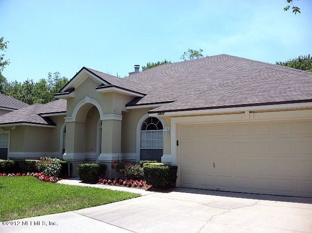 7802 Chase Meadows Dr W, Jacksonville, FL 32256