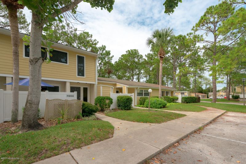 7804 Las Canas Ct, Jacksonville, FL 32256