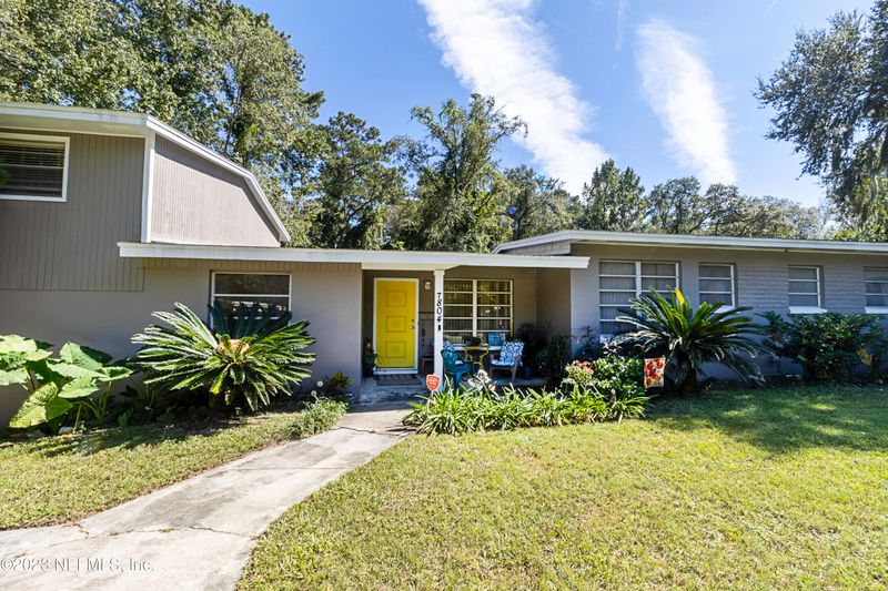 7804 Le Mans Dr, Jacksonville, FL 32210