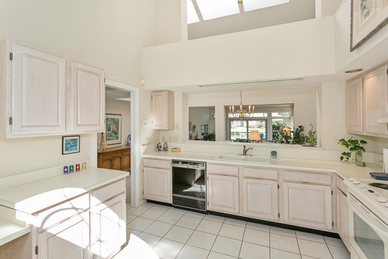 7809 Deerwood Point Ct, Jacksonville, FL 32256
