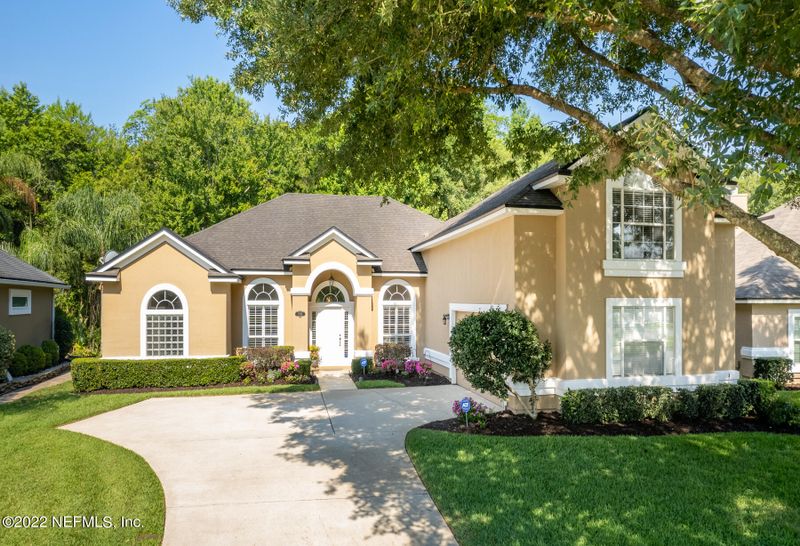 7810 Chase Meadows Dr W, Jacksonville, FL 32256