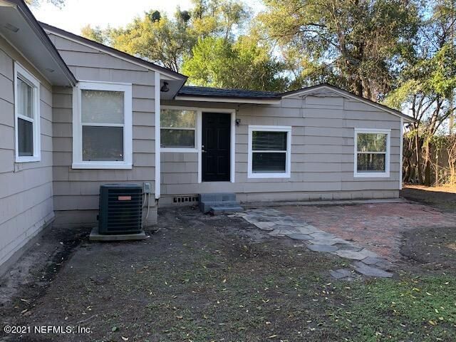 7818 Tory Pl W, Jacksonville, FL 32208