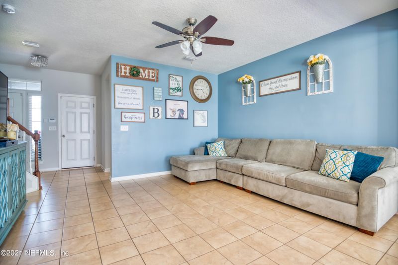 782 Grover Ln, Orange Park, FL 32065