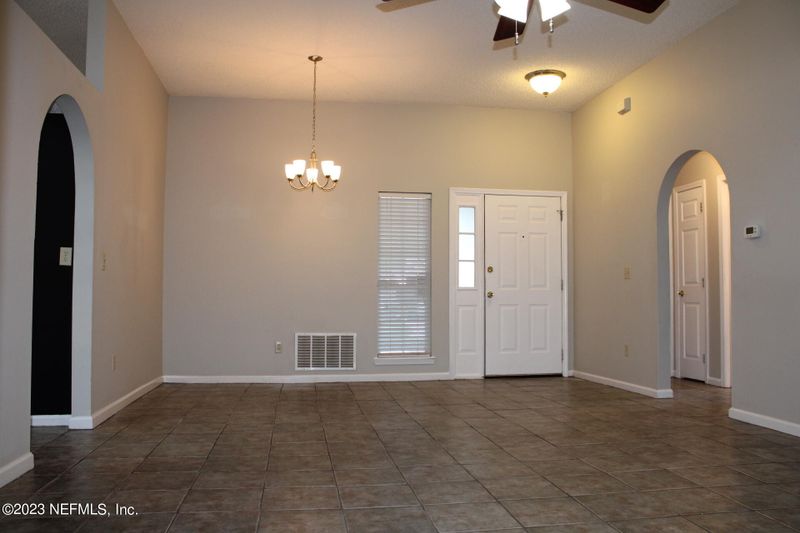 7822 Spring Branch Dr S, Jacksonville, FL 32221