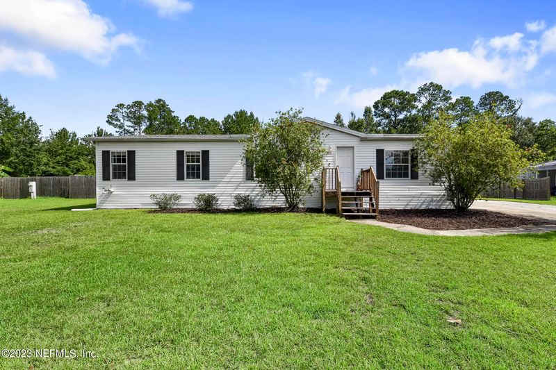 7833 Fox Tail Ln, Jacksonville, FL 32219