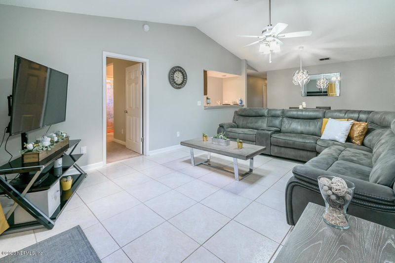 7834 Virgo St, Jacksonville, FL 32216