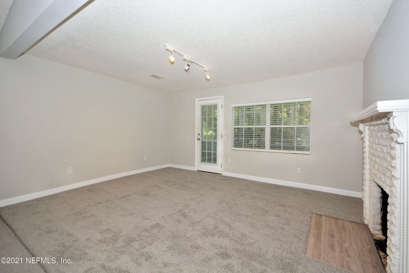 7843 Lenox, Jacksonville, FL 32221