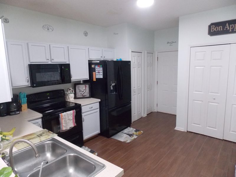 7844 Playpen Ct, Jacksonville, FL 32210