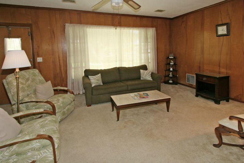 7845 Alderman Rd, Jacksonville, FL 32211