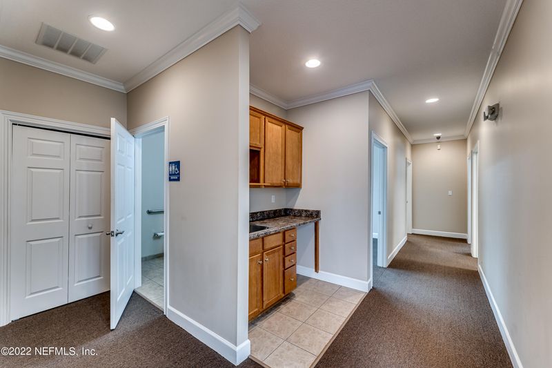 7855 Argyle Forest Blvd #911, Jacksonville, FL 32244