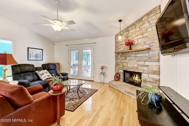 7858 Spring Branch Dr S, Jacksonville, FL 32221