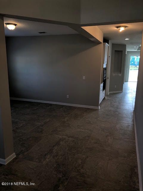 786 Bent Creek Dr, St Johns, FL 32259