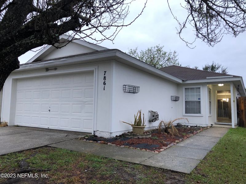 7861 Cherry Field Dr, Jacksonville, FL 32216