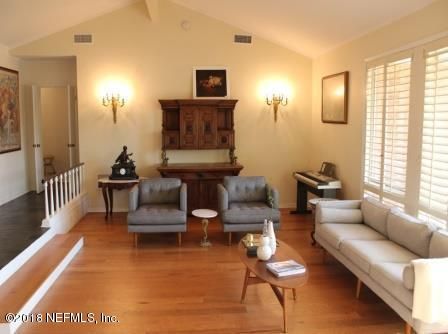 7880 Hunters Grove Rd, Jacksonville, FL 32256