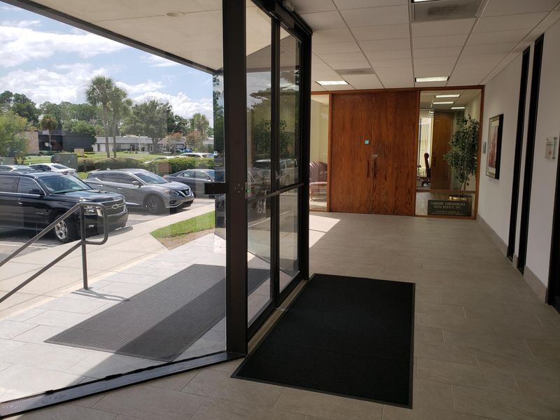 7899 Baymeadows Way, Jacksonville, FL 32256