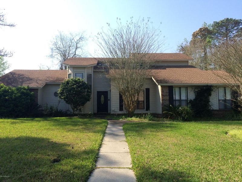 790 Cameron Dr, Orange Park, FL 32073