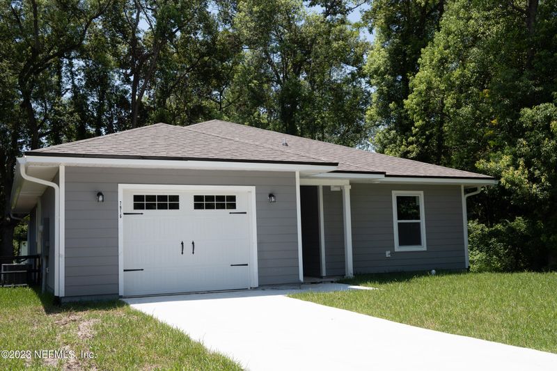 7916 Dekle Ave, Jacksonville, FL 32219