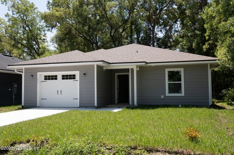 7916 Dekle Ave, Jacksonville, FL 32219