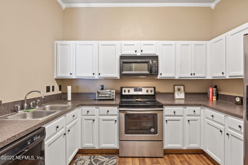 7920 Merrill Rd #702, Jacksonville, FL 32277