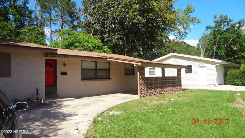 7921 Falcon St, Jacksonville, FL 32244