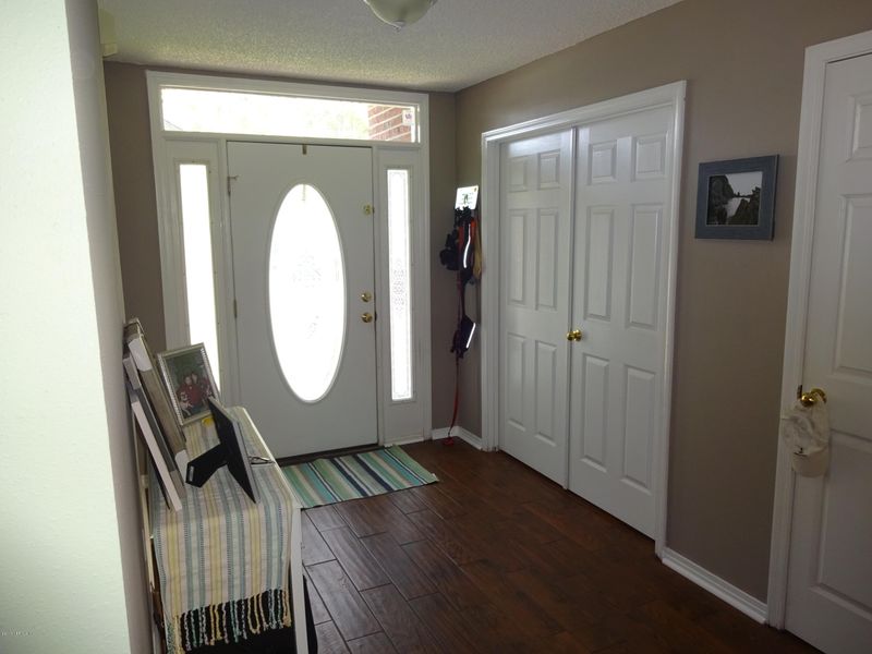 7922 Ortega Bluff Pw, Jacksonville, FL 32244