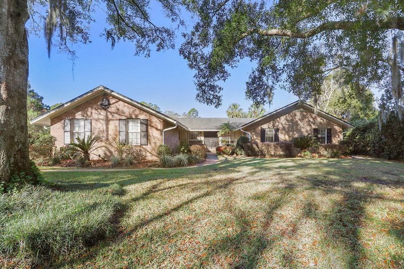 7932 Hunters Grove Rd, Jacksonville, FL 32256