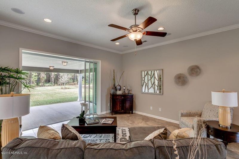 79452 Plummers Creek Dr, Yulee, FL 32097