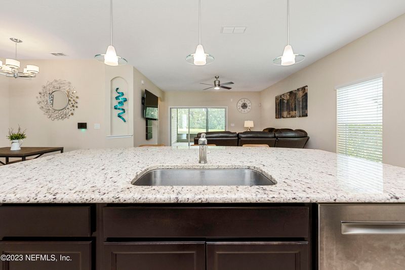 79505 Plummers Creek Dr, Yulee, FL 32097