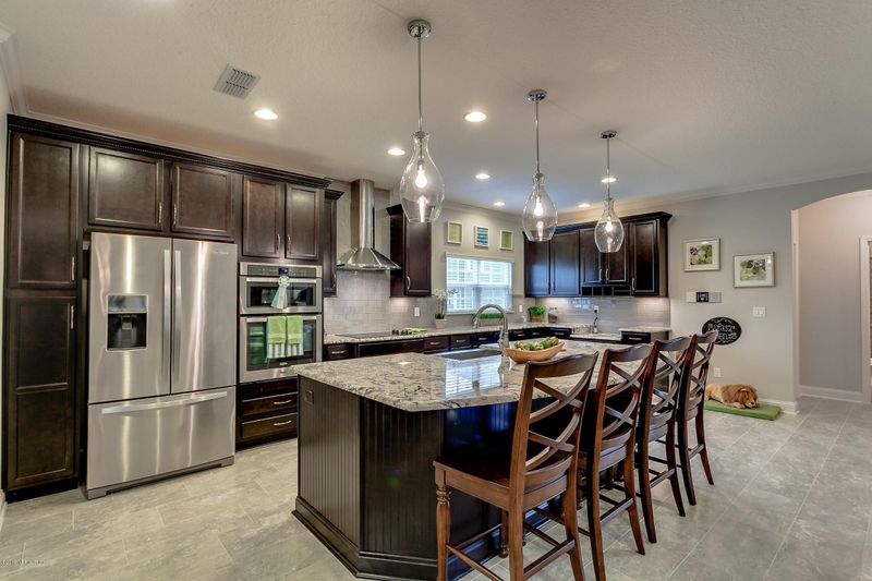 79526 Plummers Creek Dr, Yulee, FL 32097