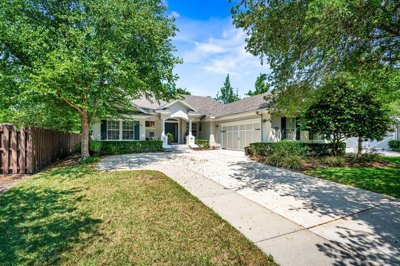 7954 Mount Ranier Dr, Jacksonville, FL 32256