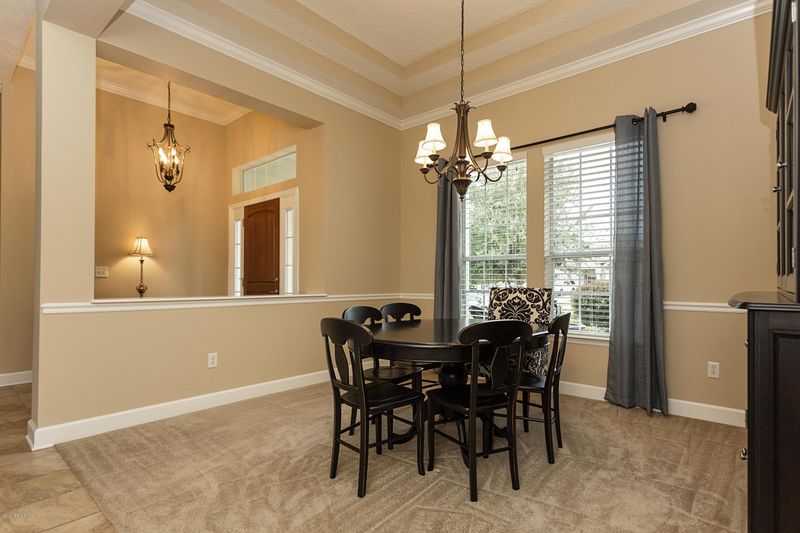 7955 Dawsons Creek Dr, Jacksonville, FL 32222